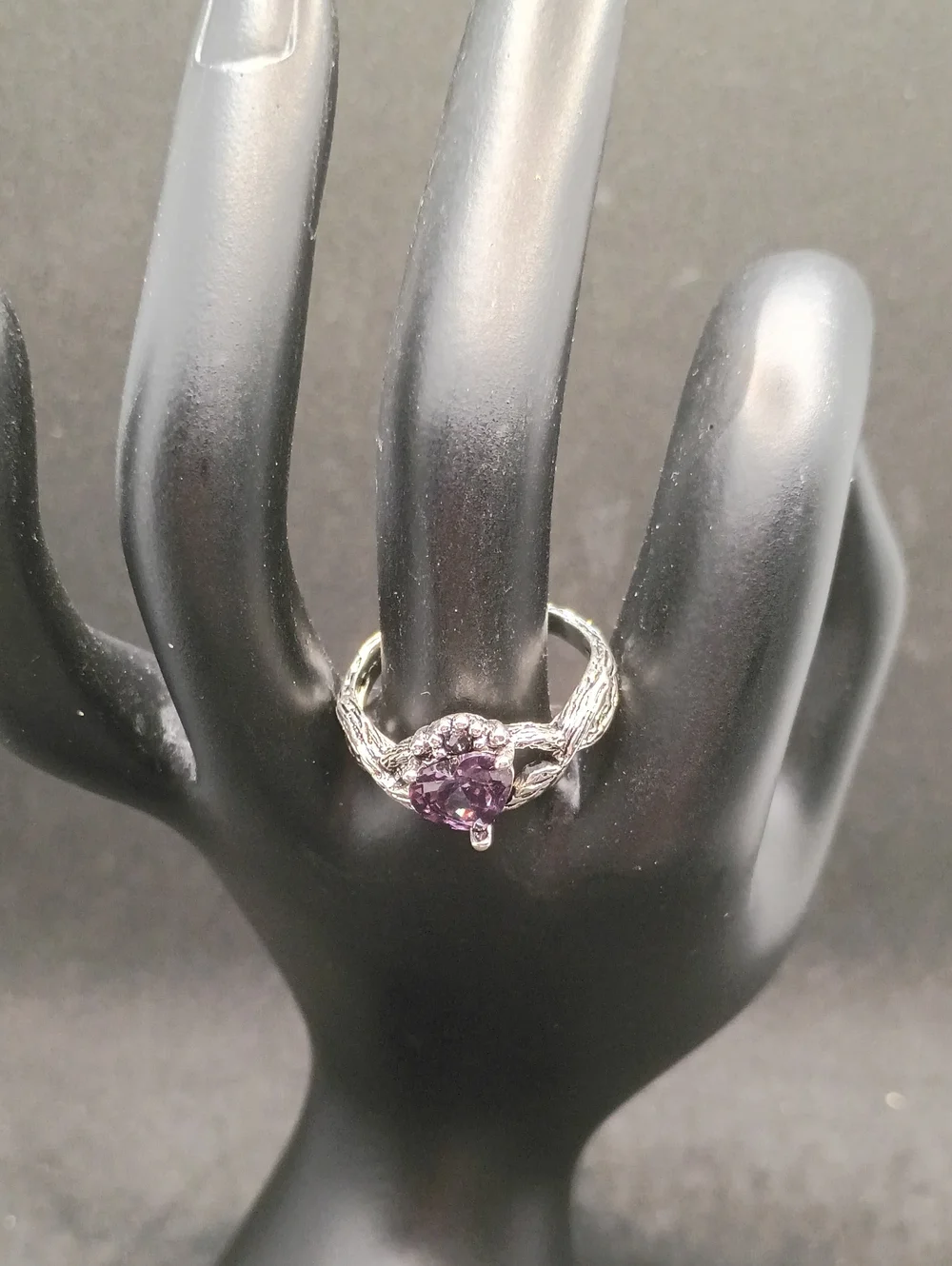 Size 10 Silver Tone Amethyst-Color Women's Ring with Twisted Band